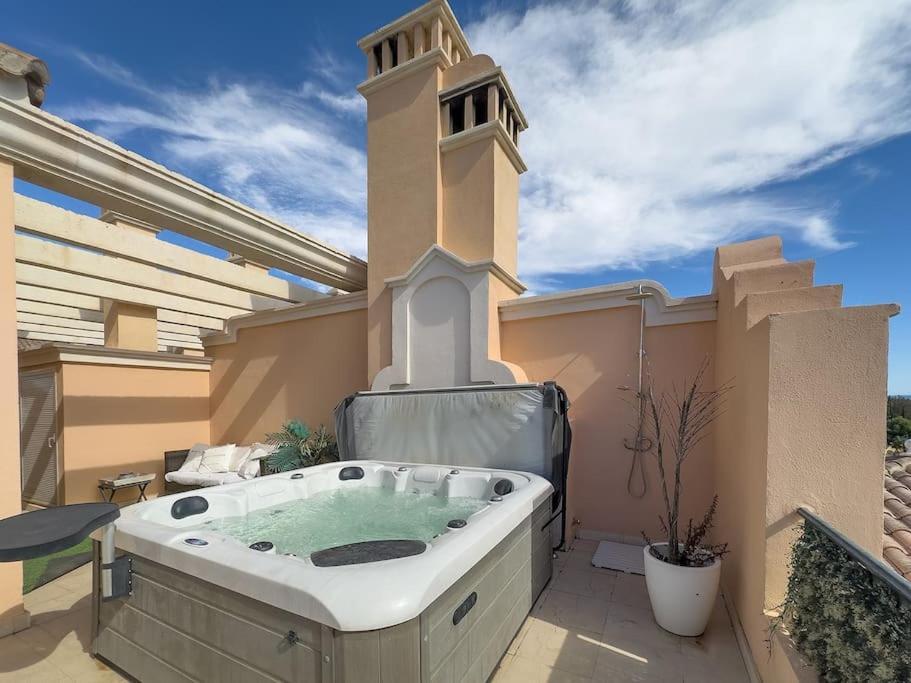 Elegant Penthouse On Marbella's Golden Mile Apartment Marbella