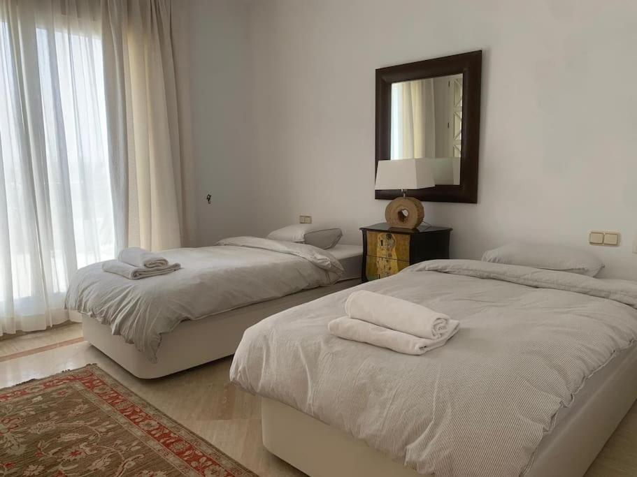 Elegant Penthouse On Marbella's Golden Mile Apartment