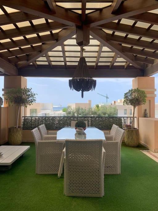 Elegant Penthouse On Marbella's Golden Mile *