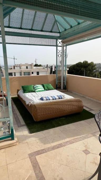 Apartment Elegant Penthouse On Marbella's Golden Mile