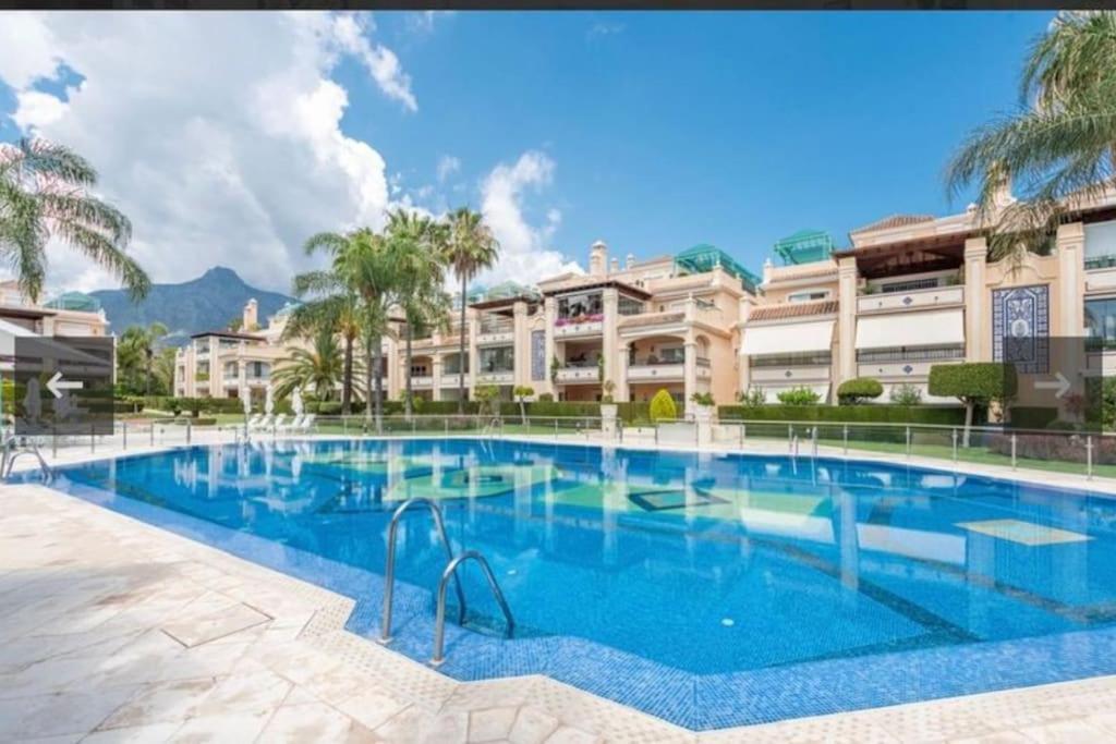 Elegant Penthouse On Marbella's Golden Mile Marbella